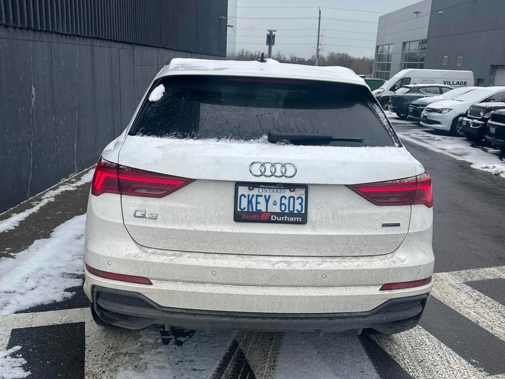 Audi Q3 2022 Progressiv * CARFAX * БЕЗ ПЪРВОНАЧАЛНА ВНОСКА - изображение 5