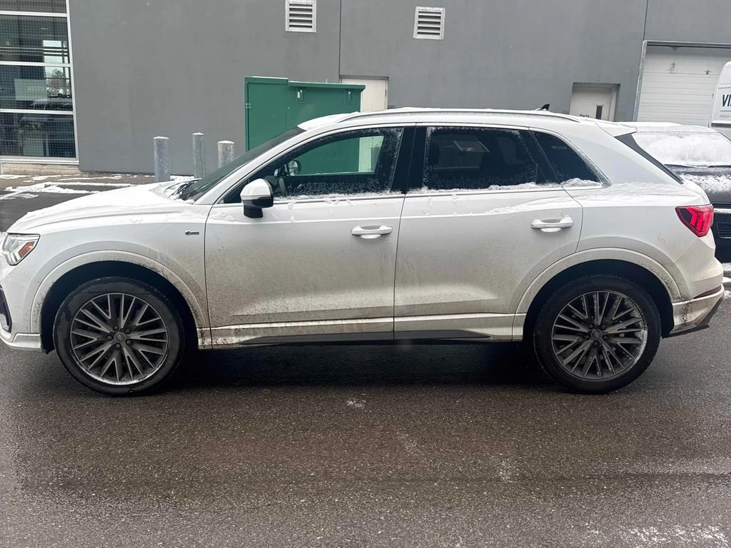 Audi Q3 2022 Progressiv * CARFAX * БЕЗ ПЪРВОНАЧАЛНА ВНОСКА - изображение 3