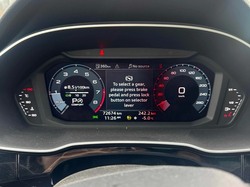 Audi Q3 2022 Progressiv * CARFAX * БЕЗ ПЪРВОНАЧАЛНА ВНОСКА - изображение 8