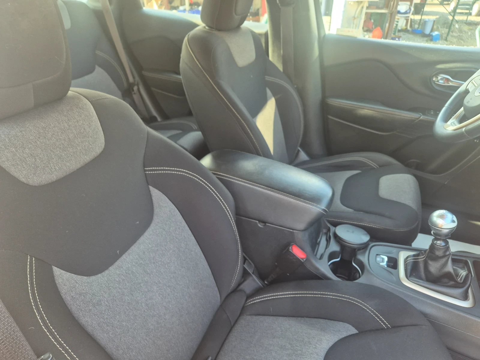 Jeep Cherokee 2.0 Mjet  2WD | Mobile.bg � ����������� 9