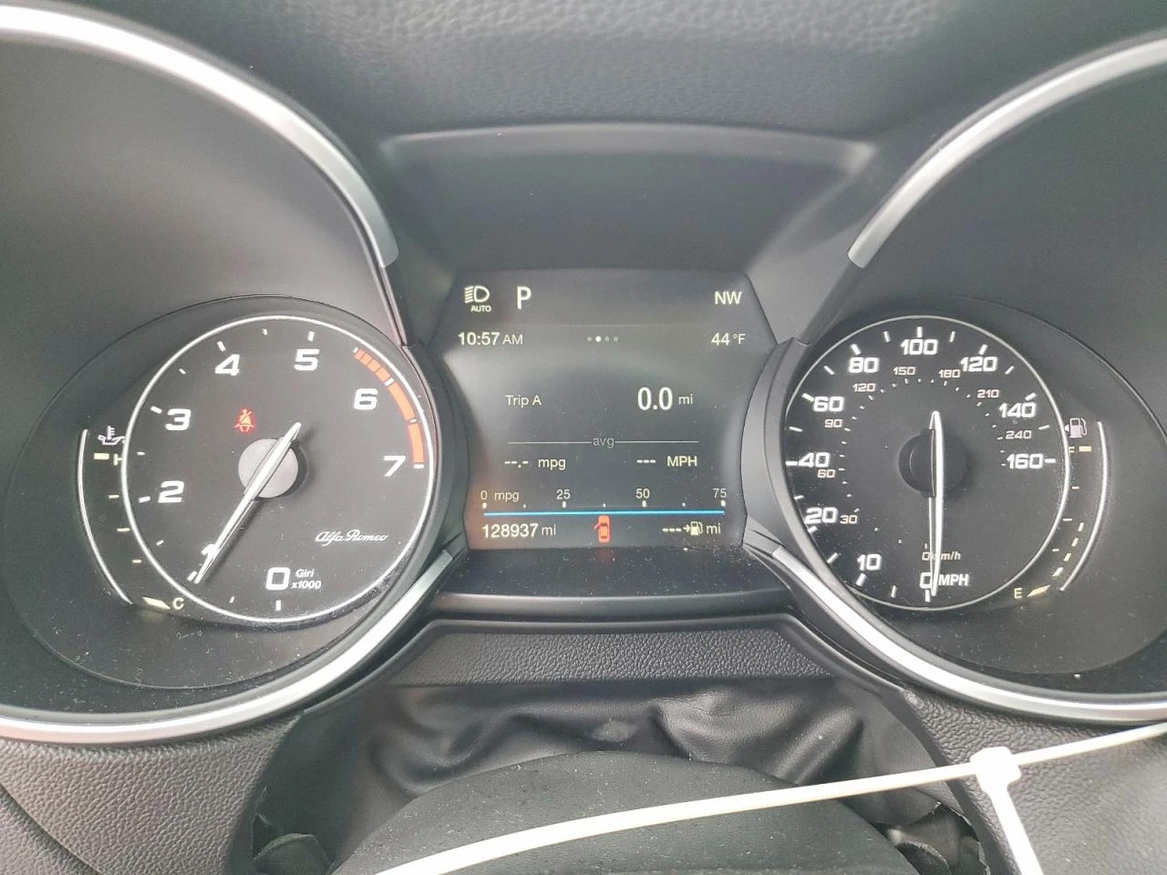 Alfa Romeo Stelvio AWD* ПОДГРЕВ* KEYLESS* MEMORY*  - изображение 9