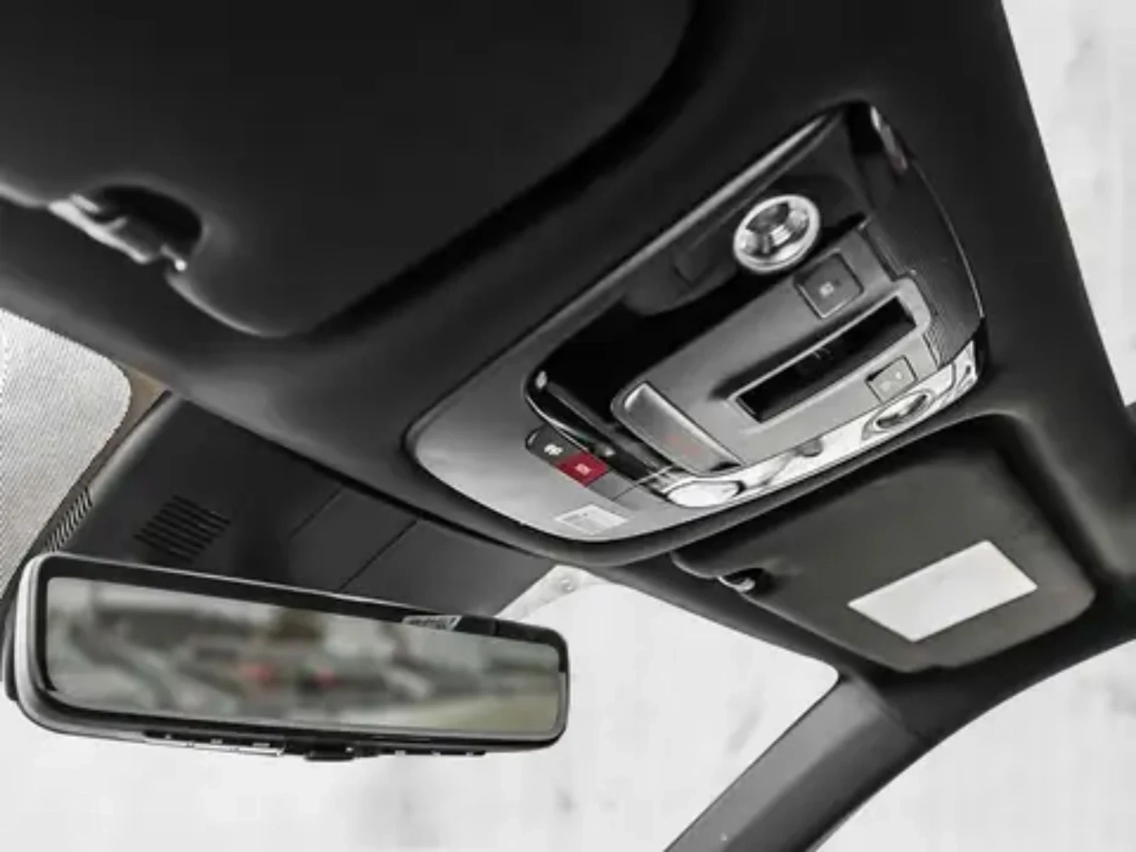 Kia Sorento 2025/НОВ/9943км/ПАНО/360/4Х4/ХИБРИД/ДИСТРОНИК, снимка 12 - Автомобили и джипове - 53811427