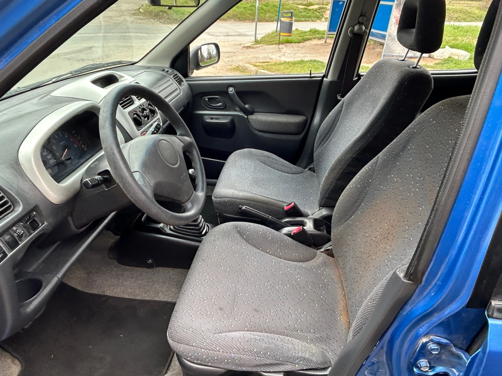 Suzuki Ignis 1.3i 4x4, снимка 8 - Автомобили и джипове - 54001844