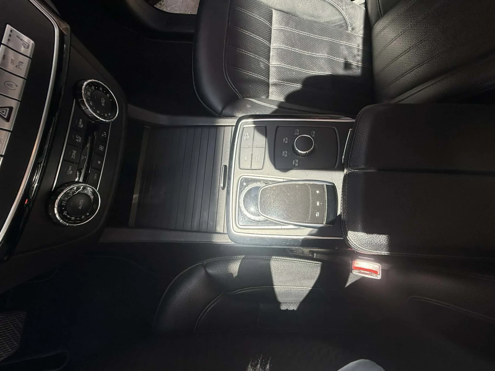 Mercedes-Benz GLE 350, снимка 10 - Автомобили и джипове - 54335621