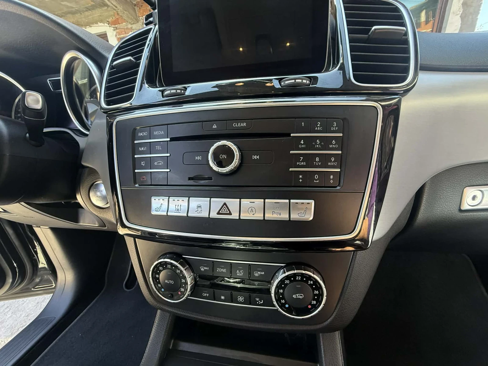 Mercedes-Benz GLE 350, снимка 6 - Автомобили и джипове - 54335621