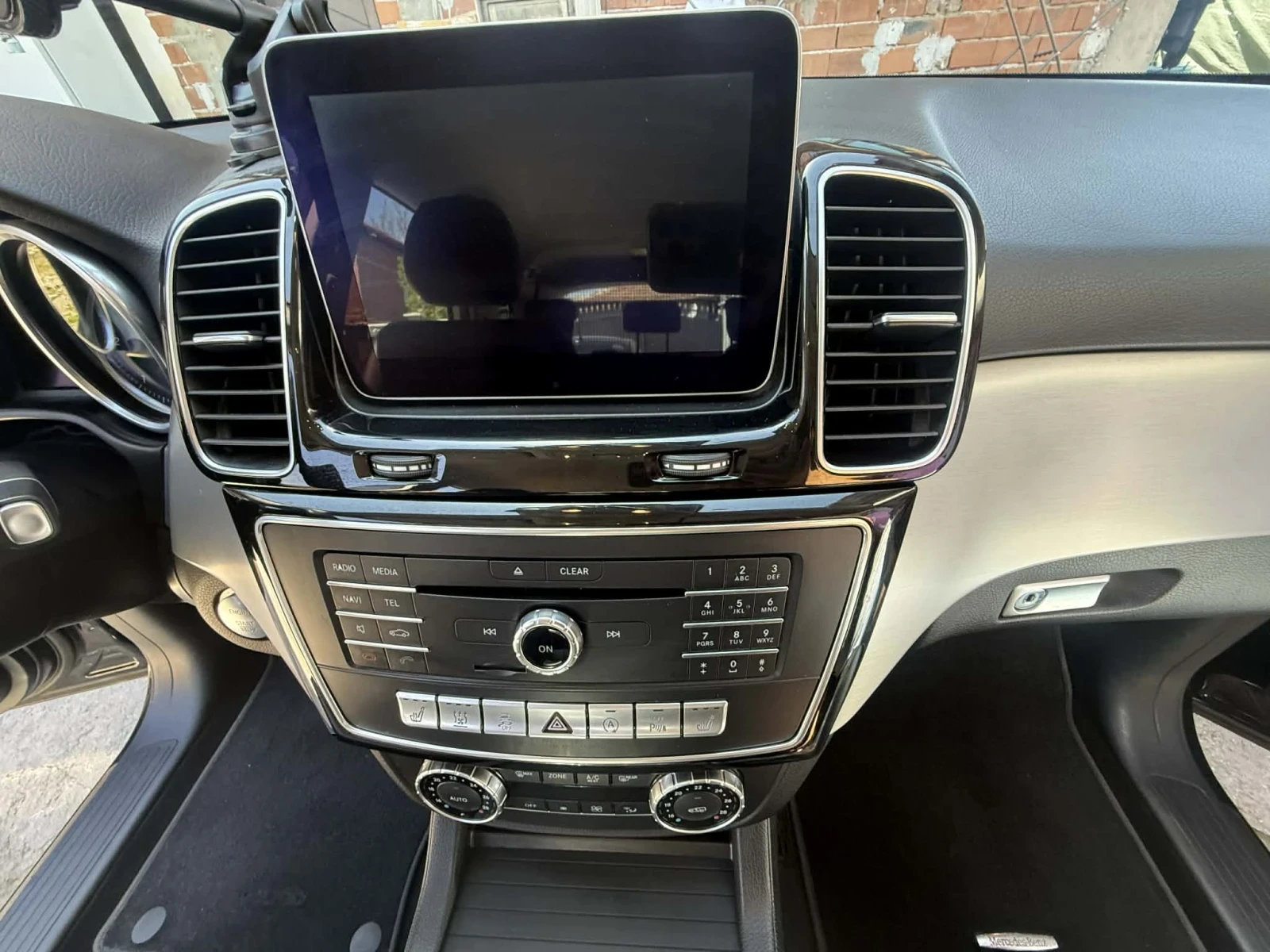 Mercedes-Benz GLE 350, снимка 4 - Автомобили и джипове - 54335621