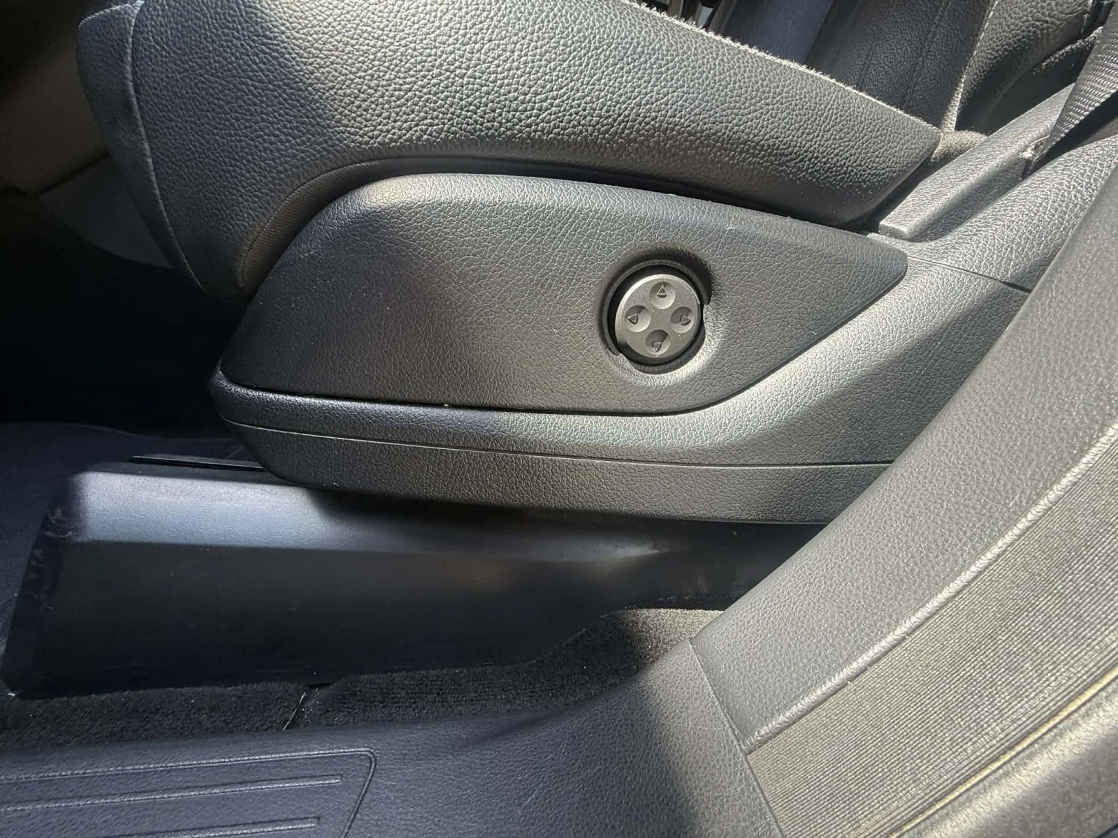 Mercedes-Benz GLE 350, снимка 8 - Автомобили и джипове - 54335621