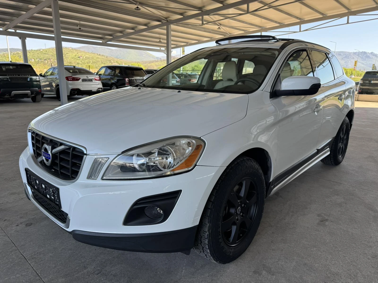 Volvo XC60 2.4D* 175ps* 4x4* 6ск* НАВИ* ПАНО