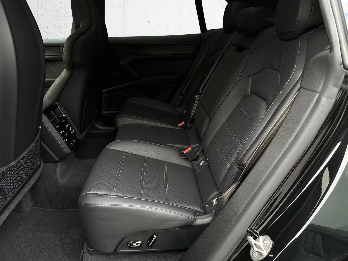 Porsche Cayenne TURBO EV ACTIVE-RIDE BOSE HEAD-UP PANORAMA , снимка 16 - Автомобили и джипове - 54646681