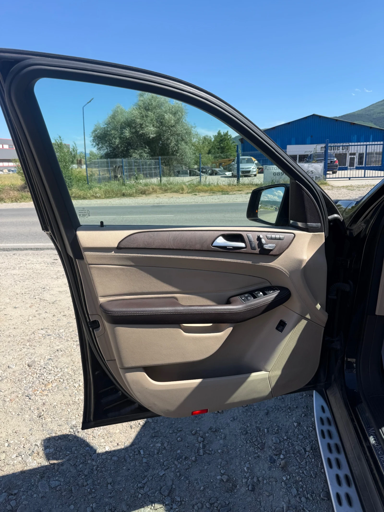 Mercedes-Benz GLE 350 D* 4Matic* Камера* ЛИЗИНГ, снимка 13 - Автомобили и джипове - 54914979