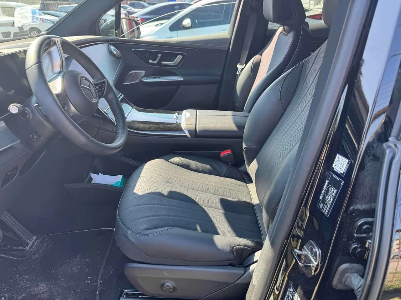 Mercedes-Benz EQE  350 / BURMESTER / 360 / DISTRONIC , снимка 5 - Автомобили и джипове - 55554891
