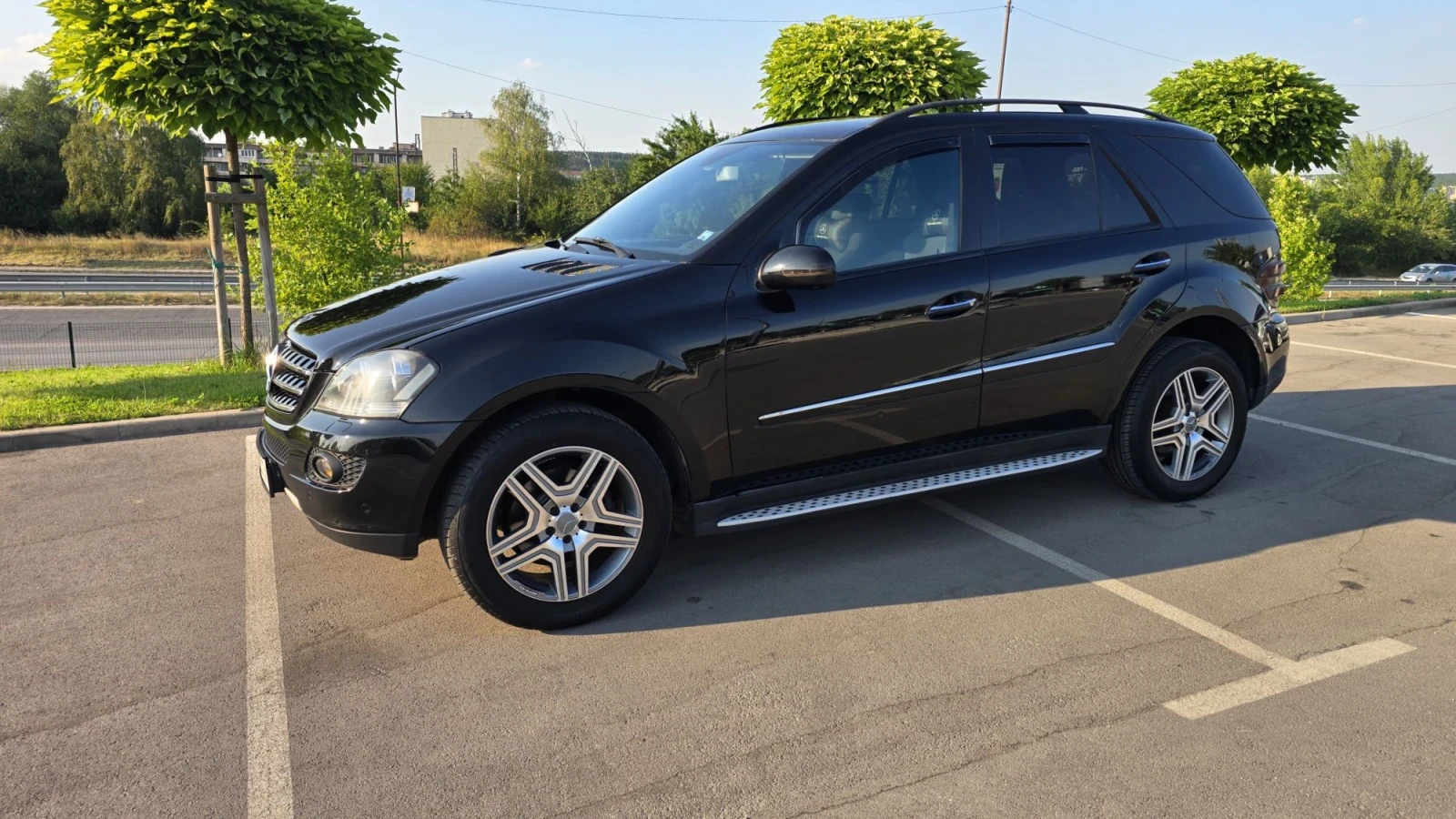 Mercedes-Benz ML 320 Sport Black, снимка 17 - Автомобили и джипове - 55625857