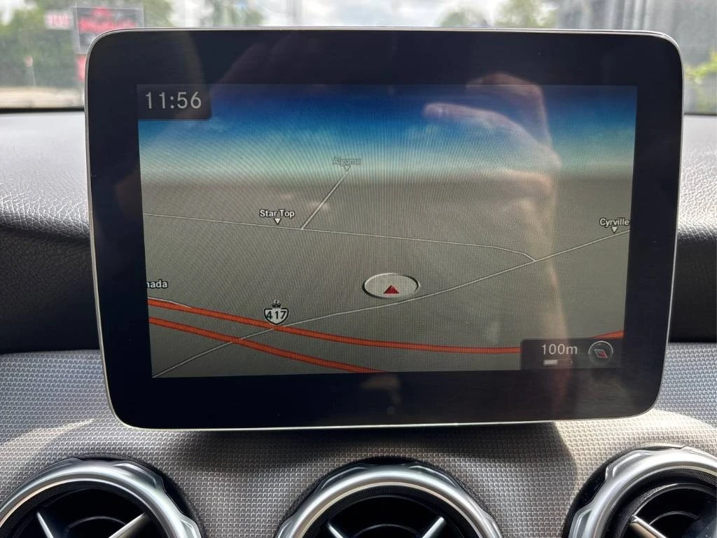 Mercedes-Benz GLA 250 4MATIC * АВТОКРЕДИТ * ГЛАВНО ПРЕДСТАВИТЕЛСТВО, снимка 10 - Автомобили и джипове - 55948219