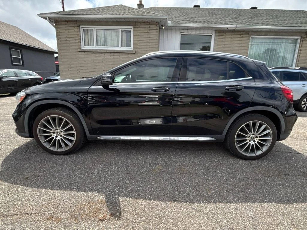 Mercedes-Benz GLA 250 4MATIC * АВТОКРЕДИТ * ГЛАВНО ПРЕДСТАВИТЕЛСТВО, снимка 3 - Автомобили и джипове - 55948219