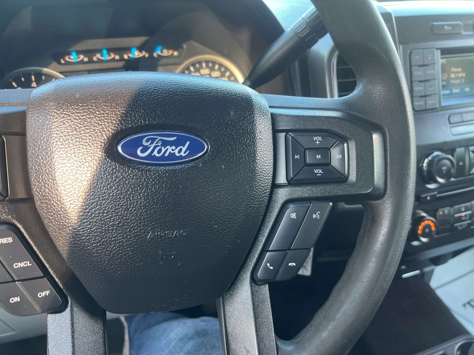 Ford F150 * 2WD SuperCrew 145 XLT * CARFAX * ��� ����������� | Mobile.bg � ����������� 14