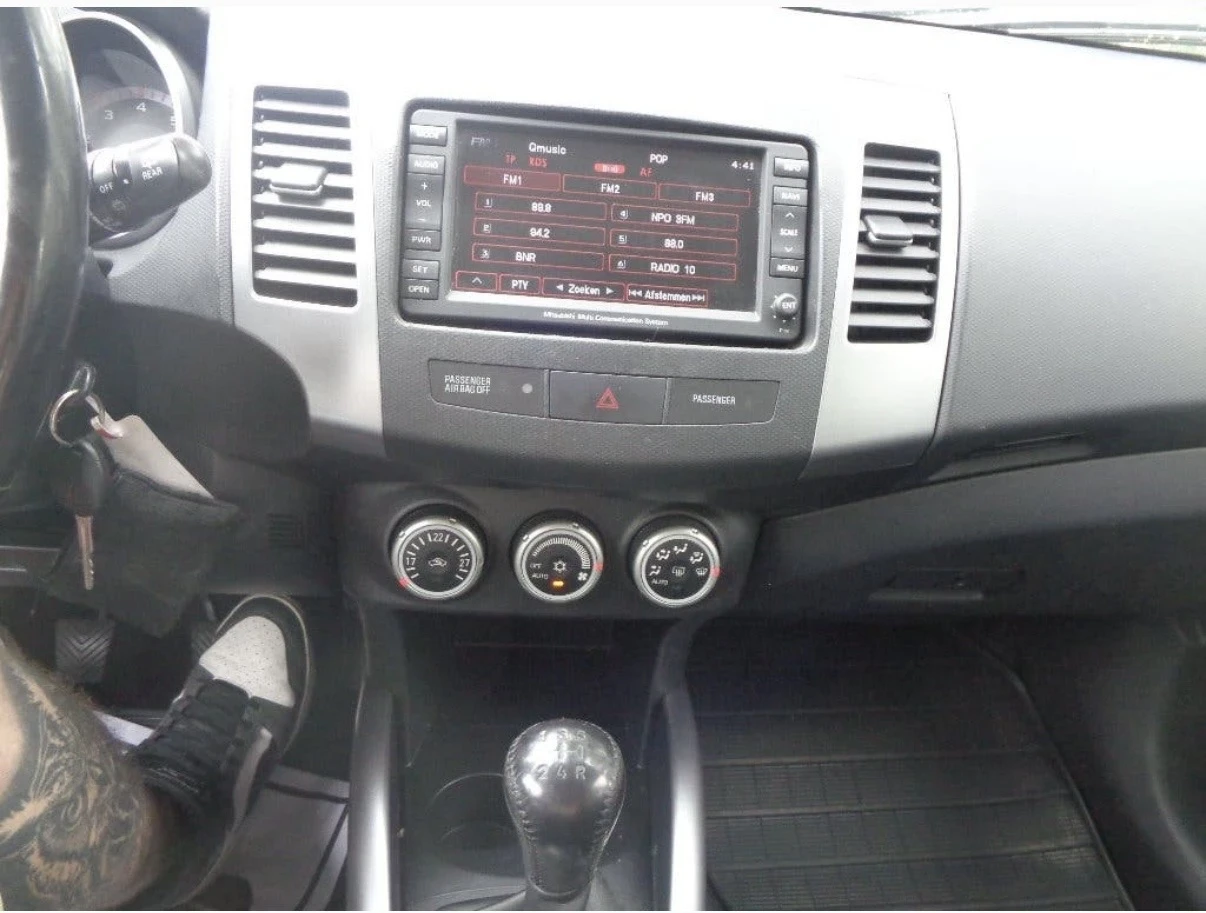 Mitsubishi Outlander 2.4 ������ 4�4 ����� | Mobile.bg � ����������� 16