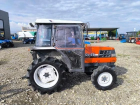 Трактор Kubota, снимка 3