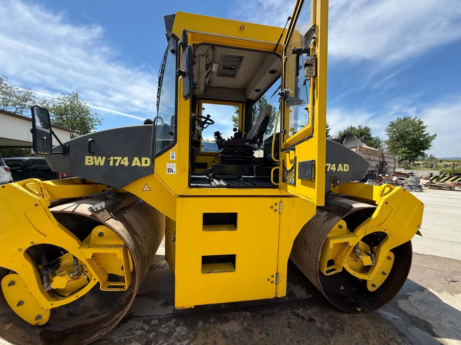 Валяк BOMAG BW 174 AD, снимка 10 - Индустриална техника - 55092917