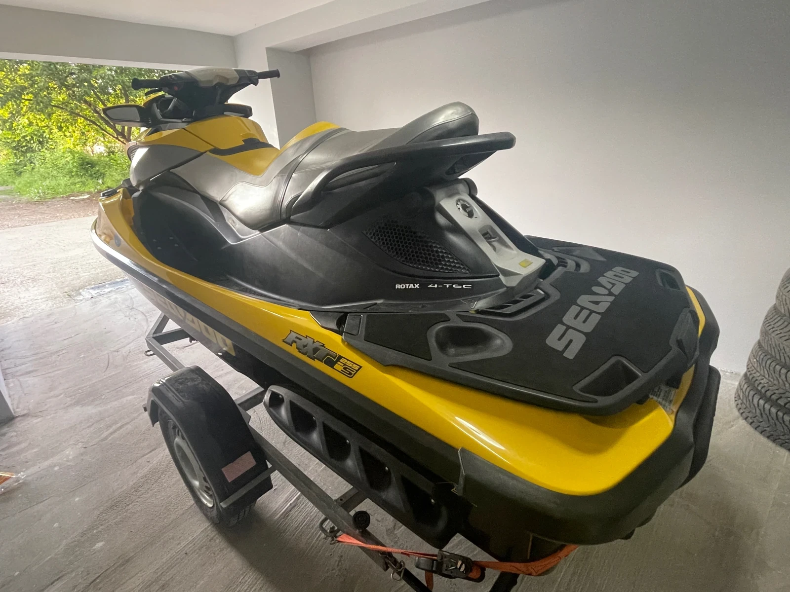 Джет Bombardier Sea Doo RXT, снимка 2 - Воден транспорт - 54360449