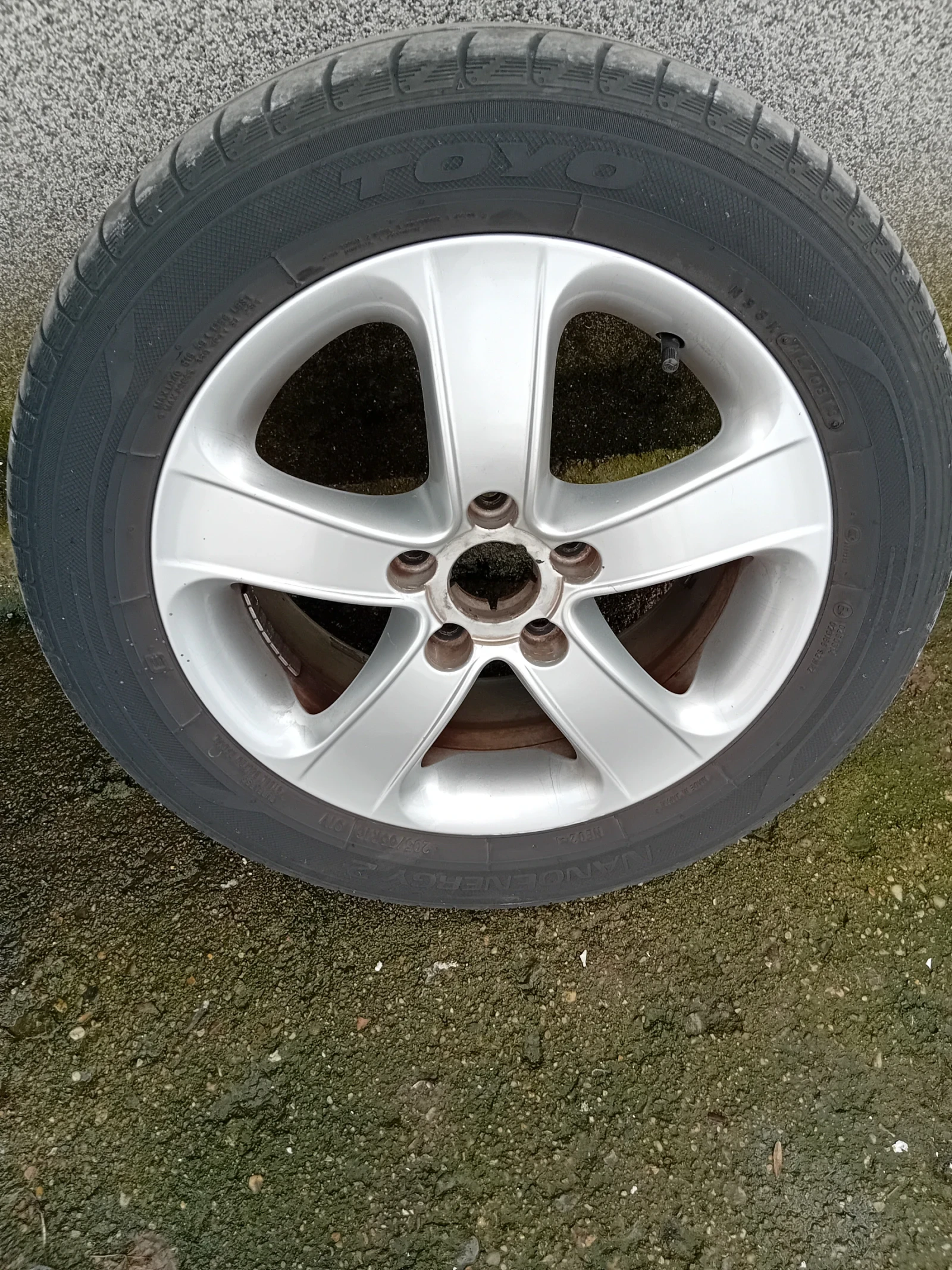    205/60R16  Seat Leon | Mobile.bg   1