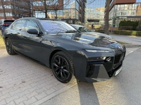 BMW i7, снимка 2