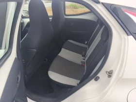 Toyota Aygo, снимка 12