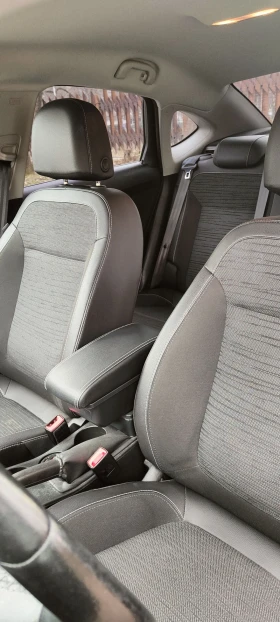 Opel Astra Седан, снимка 4