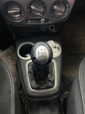 Mazda 2 1.4 Бензин, снимка 10