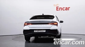 Hyundai Elantra, снимка 4