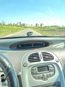 Обява за продажба на Citroen Xsara picasso 1.6i ~3 999 лв. - изображение 8