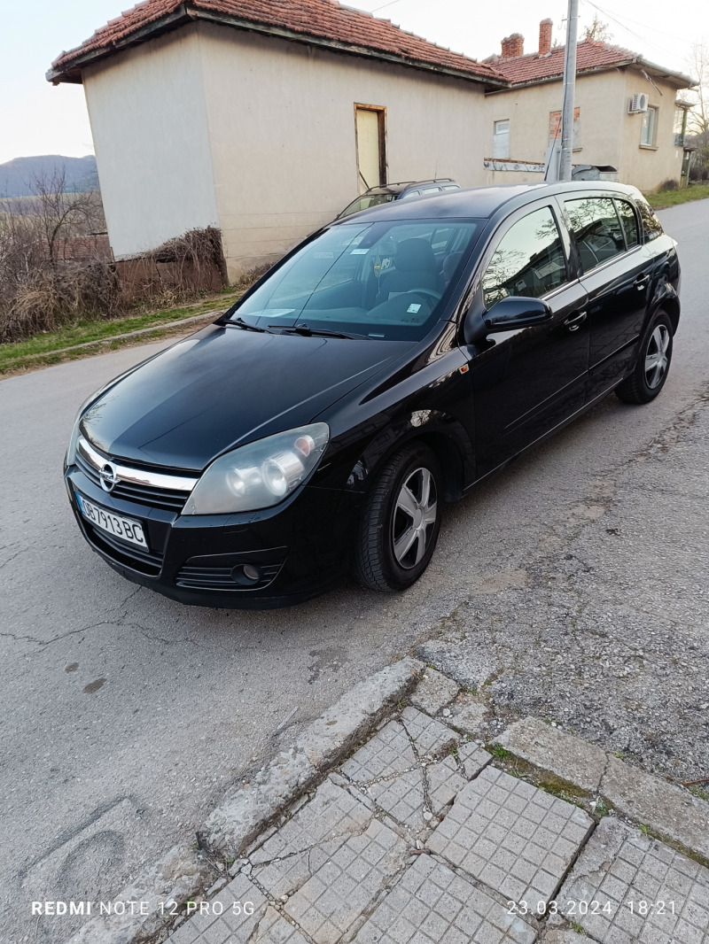 Opel Astra, снимка 2 - Автомобили и джипове - 44985925