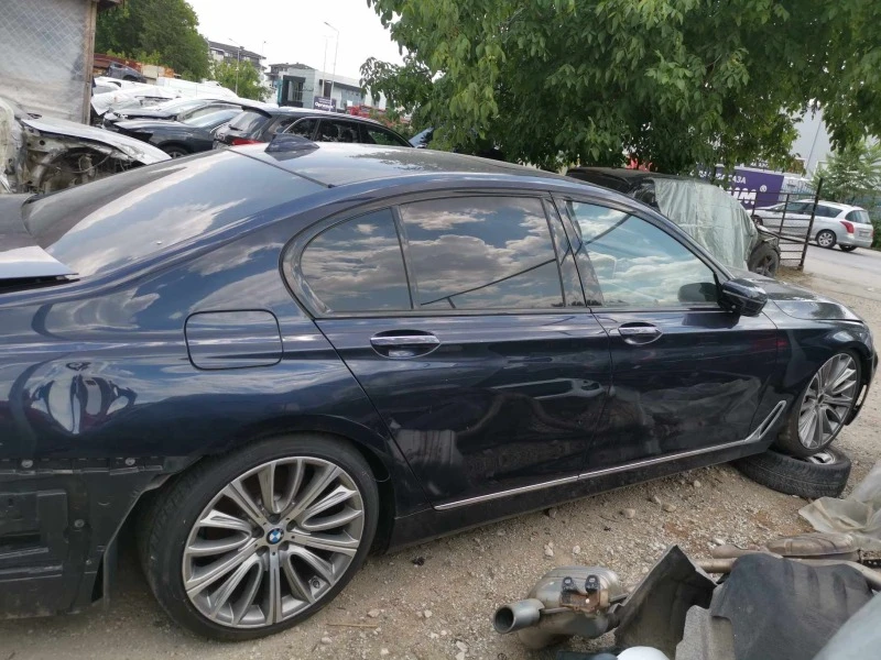 BMW 730 d X-Drive, снимка 5 - Автомобили и джипове - 46567979