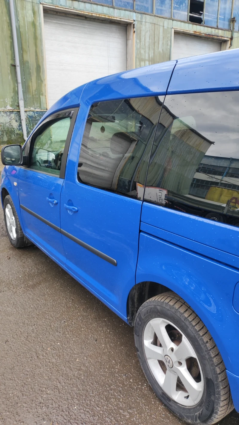 VW Caddy, снимка 4 - Автомобили и джипове - 47485787