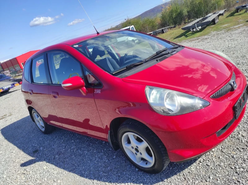 Honda Jazz 1.4i Климатроник Фейслифт, снимка 1 - Автомобили и джипове - 47573215