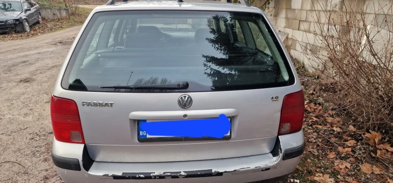 VW Passat, снимка 5 - Автомобили и джипове - 48253543