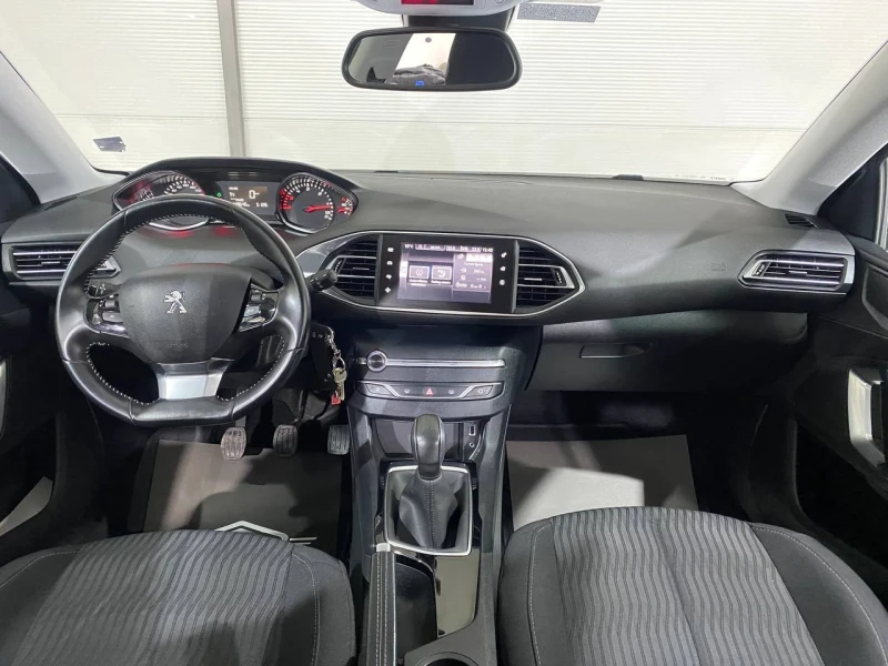 Peugeot 308 1.6HDI , снимка 8 - Автомобили и джипове - 48474570