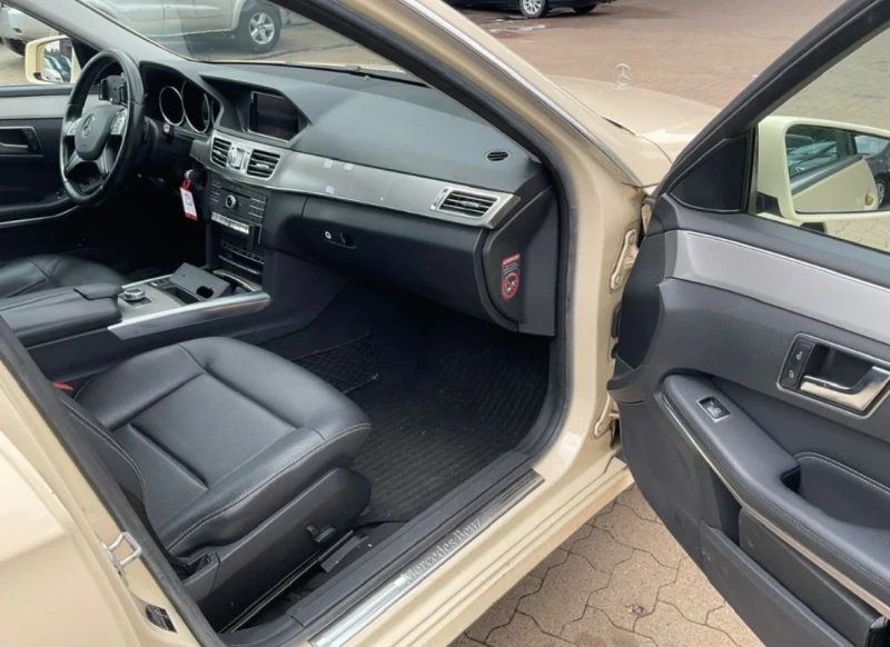 Mercedes-Benz E 200 7G-Tronic, снимка 7 - Автомобили и джипове - 48783985