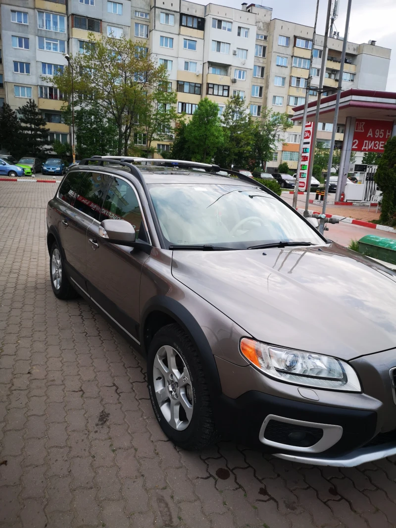 Volvo Xc70, снимка 3 - Автомобили и джипове - 49523723