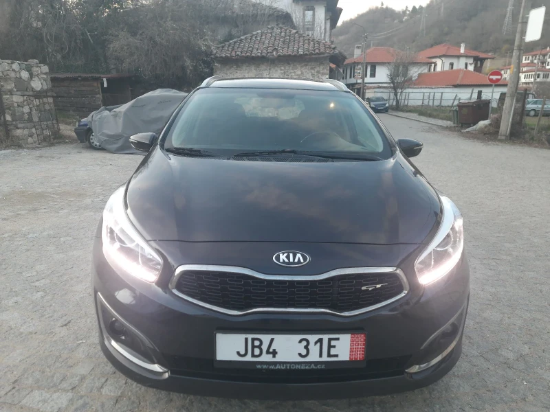 Kia Ceed 1.6 CRDI  136ks  GT -  Ecodinamic, снимка 1 - Автомобили и джипове - 49538732