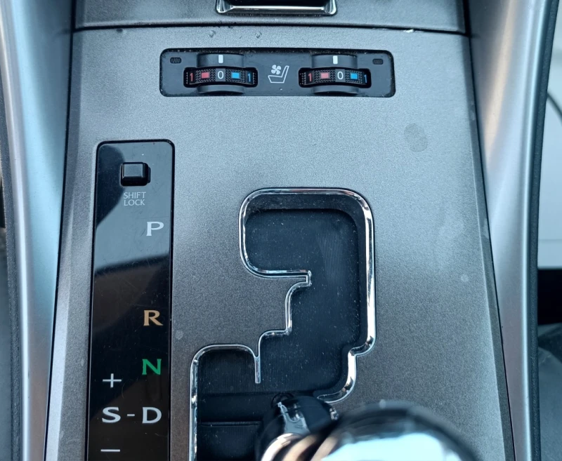 Lexus IS 250 АВТОМАТИК, снимка 11 - Автомобили и джипове - 52581467
