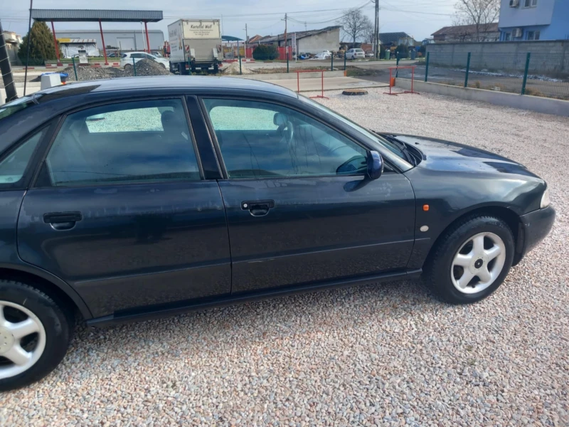 Audi A4, снимка 4 - Автомобили и джипове - 53191722