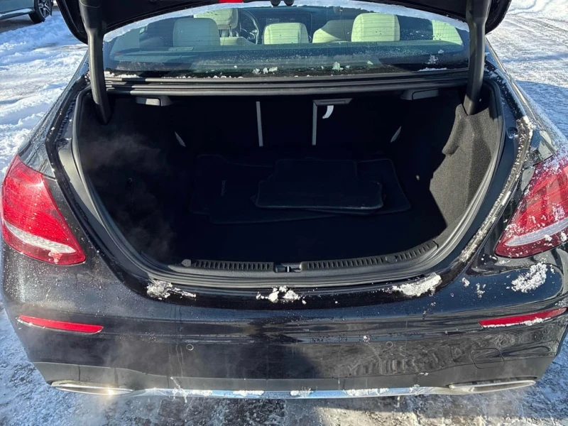 Mercedes-Benz E 400  CARFAX * ФИНАНСИРАНЕ, снимка 16 - Автомобили и джипове - 53215692