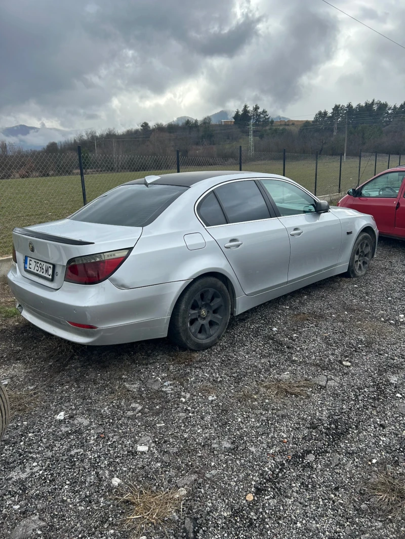 BMW 523 523i, снимка 2 - Автомобили и джипове - 53458172