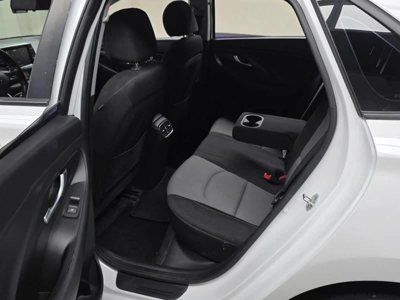Hyundai I30 1.6 Automatic | Mobile.bg � ����������� 15