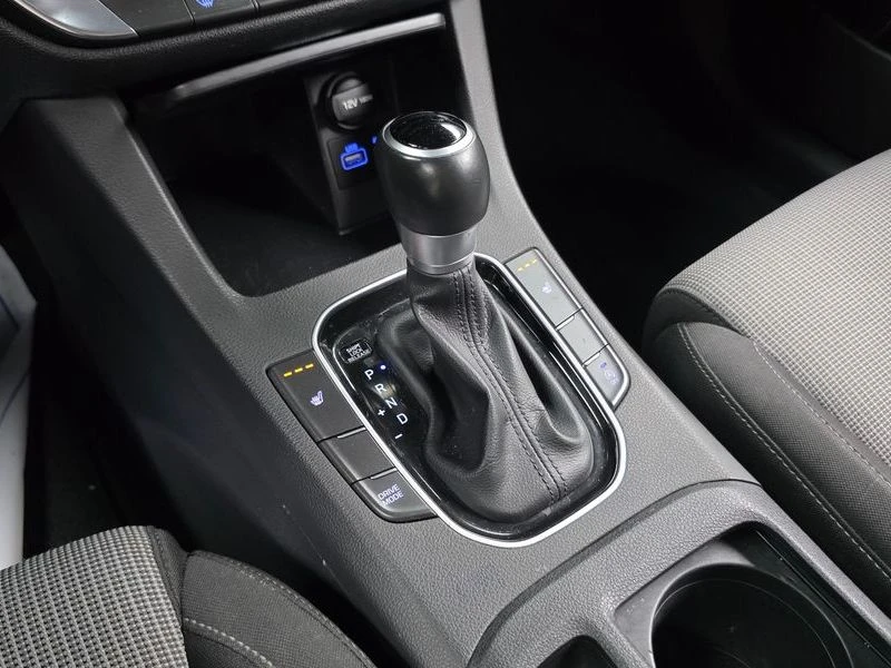 Hyundai I30 1.6 Automatic | Mobile.bg � ����������� 13
