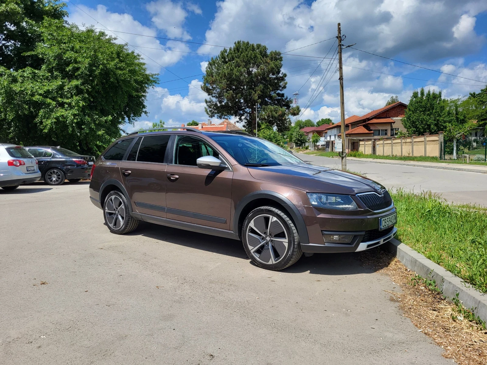 Skoda Octavia 2.0 TDI Scout DSG6 4x4, снимка 1