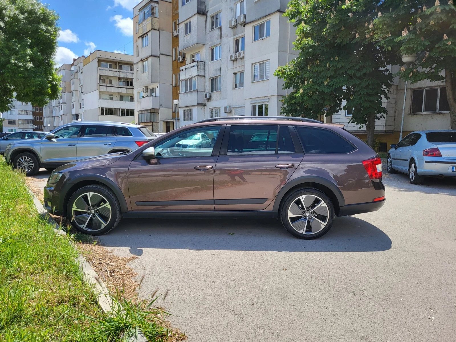 Skoda Octavia 2.0 TDI Scout DSG6 4x4 - изображение 4