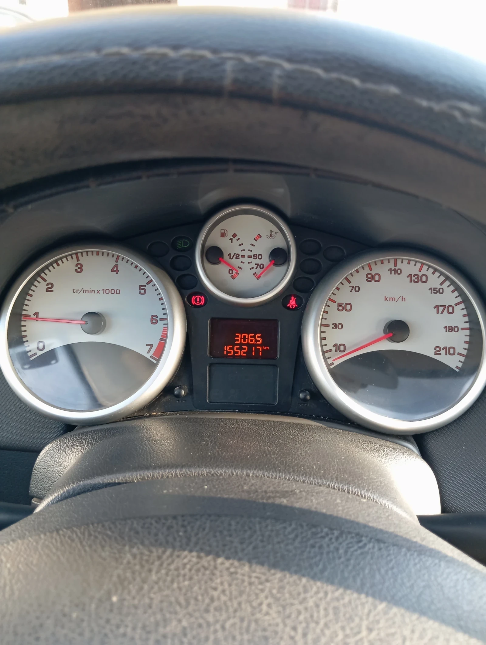 Peugeot 207 Хечбек  - изображение 9