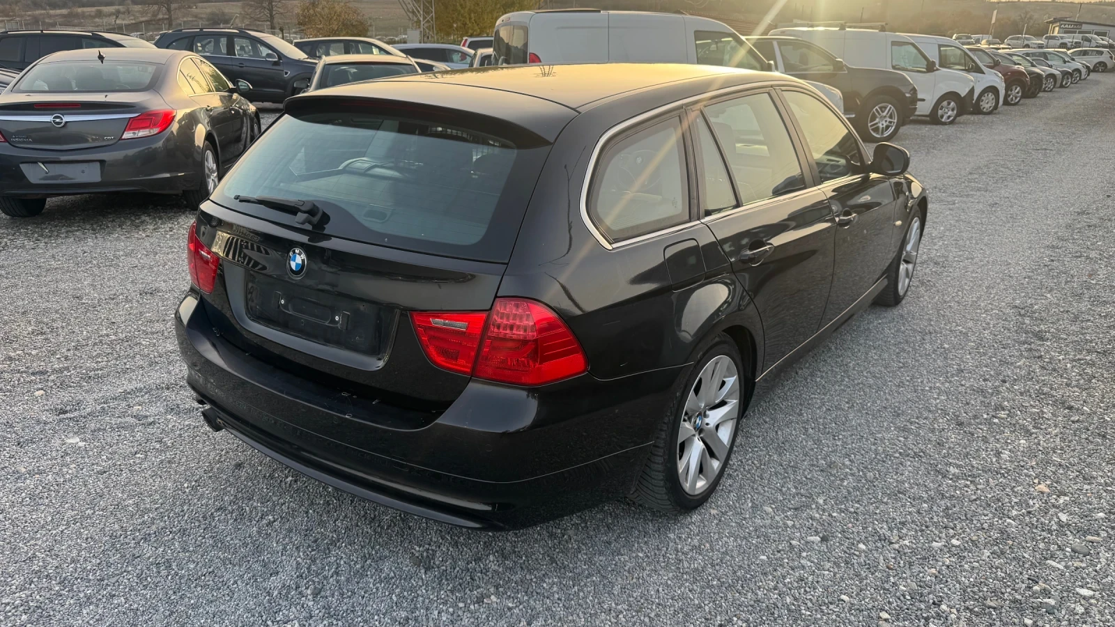 BMW 320 * FACE LIFT*  - изображение 5