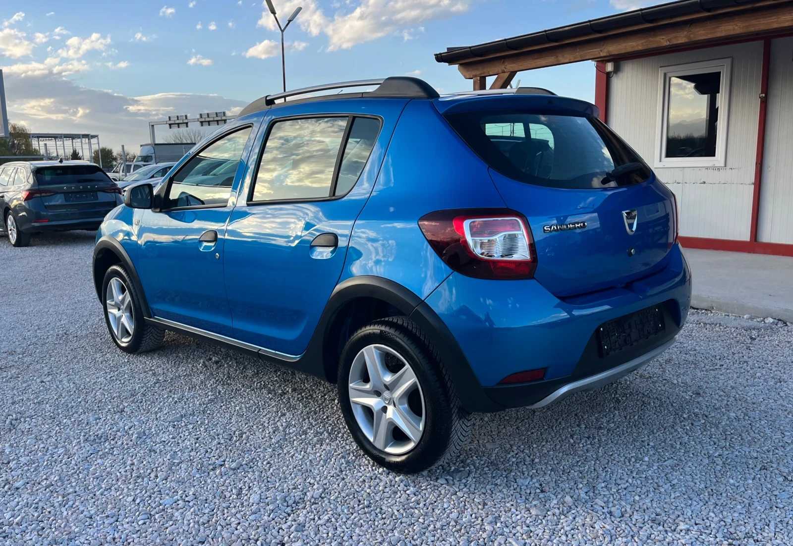 Dacia Sandero STEPWAY* БЕНЗИН* ИТАЛИЯ - изображение 3